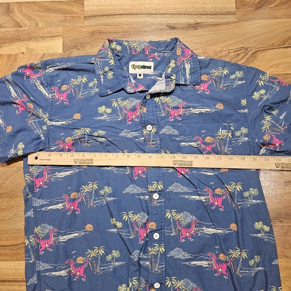 Tipsy Elves Men’s Shirt Size L | Dinosaur Hawaiian Party Shirt | Funny Button-Up - Picture 5 of 9